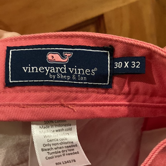 Vineyard Vines 30x32 Club Pant Salmon Color - Picture 2 of 4